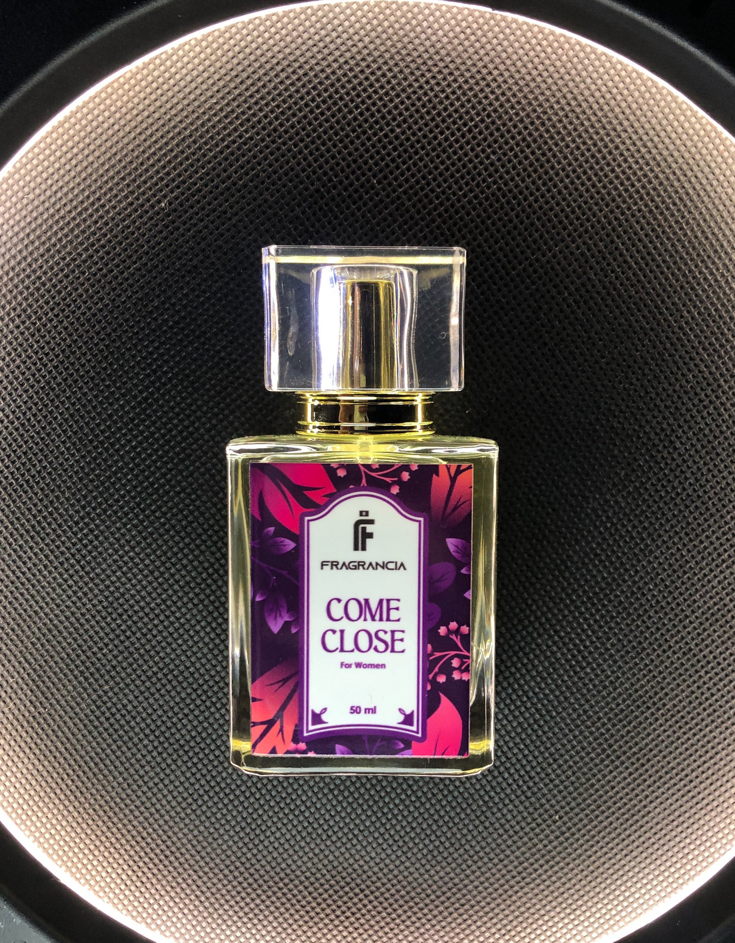 COME CLOSE